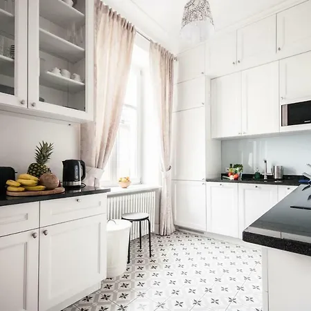 Oomph Dobra Central Luxurious 3 Bedroom 华沙