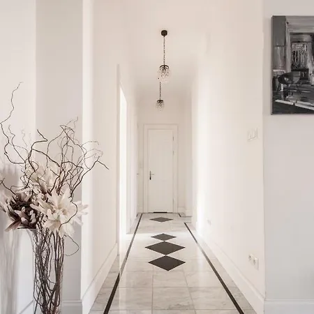 Oomph Dobra Central Luxurious 3 Bedroom * 华沙